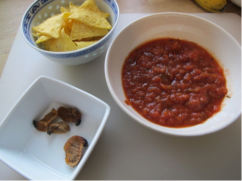 vers de palmier, tacos et sauce salsa