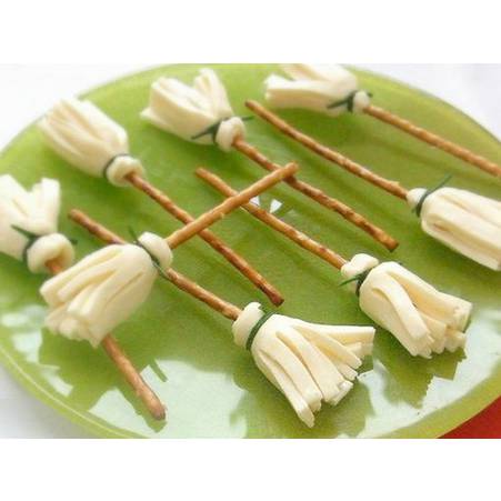 Blog 6490 Balais de sorciere de Halloween reference2