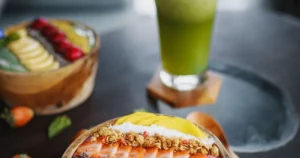 Mango sticky rice : riz gluant au lait de coco avec mangue fraîche